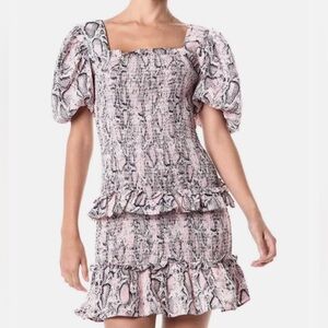 Elliatt Rosetta Pink Snake Print Smocked Puff Sleeve Tiered Dress Size M